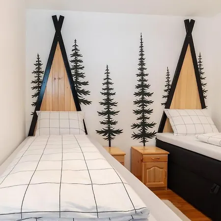 Apartment Pirin Sense Stylish - - Parking In
