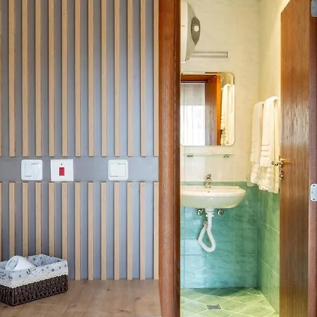 Pirin Sense Stylish - - Parking In Bansko